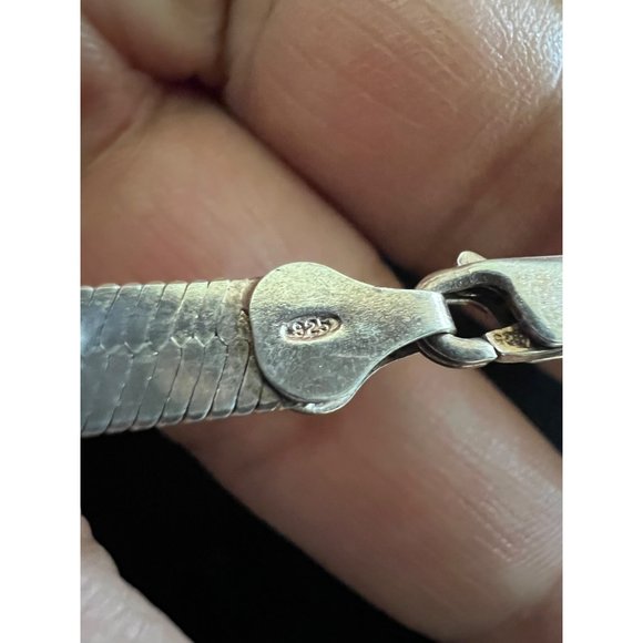 Italy 925 Sterling Silver Herringbone Vintage Pristine Chain 24.25" - Picture 7 of 12